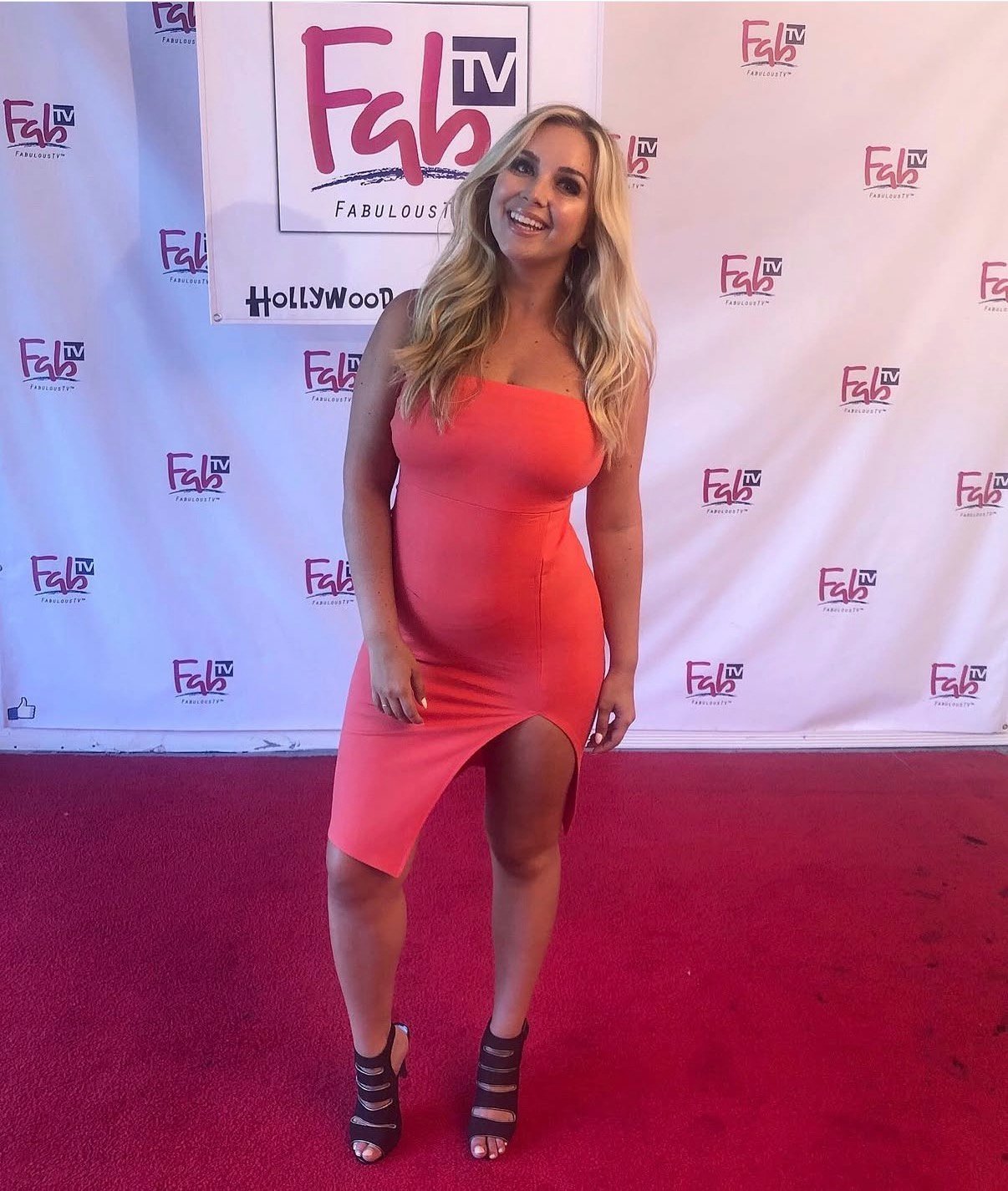 Jessica O'Connor on a FabTV red carpet